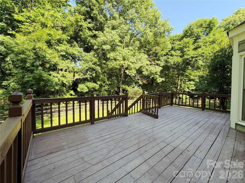 4714 Avonwood Lane, Charlotte, NC 28270.  MLS# CAR4382101, YatesRealty ID 25846. 