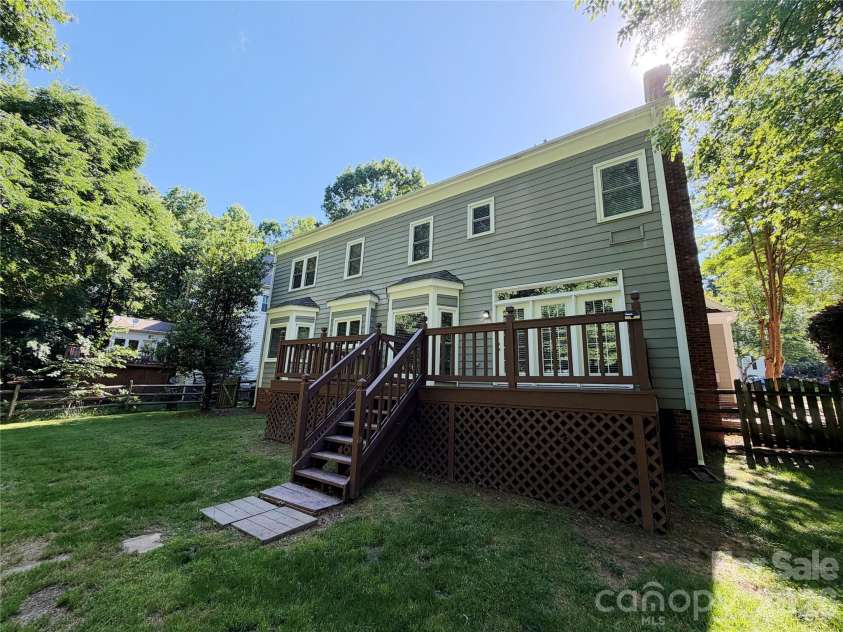 4714 Avonwood Lane, Charlotte, NC 28270.  MLS# CAR4382101, YatesRealty ID 25846. 