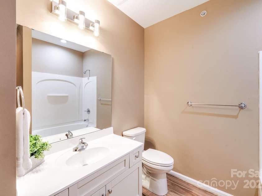 3805 Balsam Street, Indian Trail, NC 28079.  MLS# CAR4332385, YatesRealty ID 25847. 2nd Bathroom