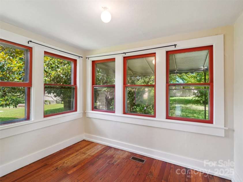 1207 Kanuga Road, Hendersonville, NC 28739.  MLS# CAR4278540, YatesRealty ID 25849. 