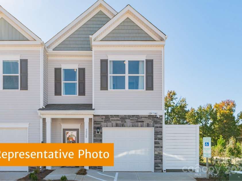 6041 Jasmine Branch Road, Charlotte, NC 28216.  MLS# CAR4333908, YatesRealty ID 2585. Suwanee C Exterior