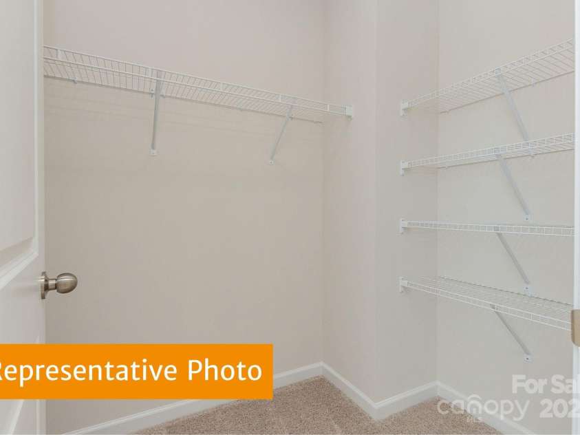 6041 Jasmine Branch Road, Charlotte, NC 28216.  MLS# CAR4333908, YatesRealty ID 2585. Suwanee Primary Closet 