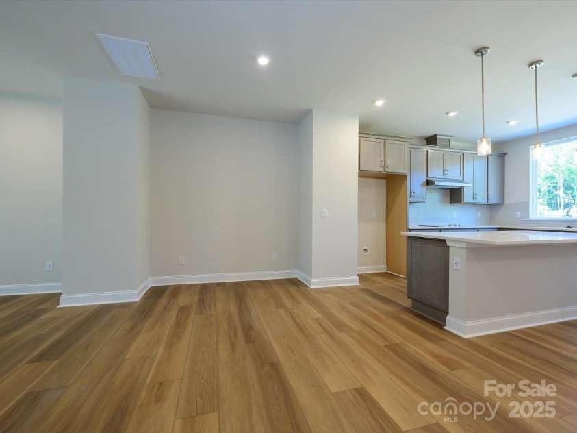 8048 Cedarsmith Court, Charlotte, NC 28217.  MLS# CAR4244421, YatesRealty ID 25854. 