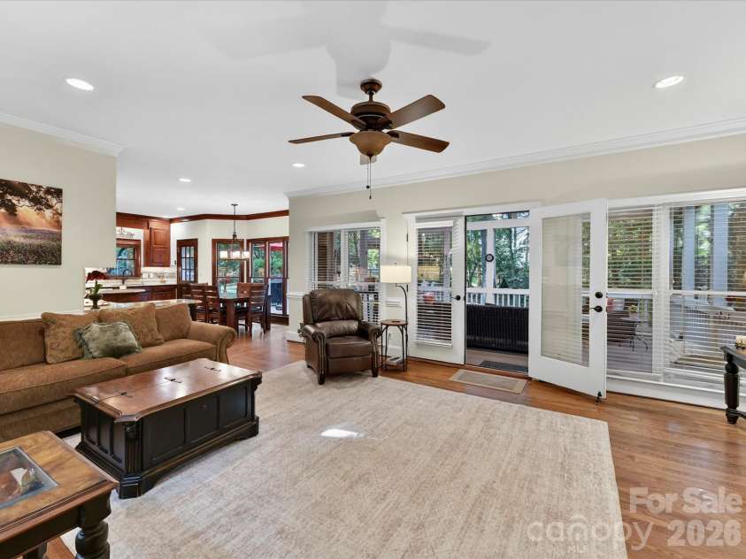 8715 Cahill Lane, Charlotte, NC 28277.  MLS# CAR4363060, YatesRealty ID 25854. 