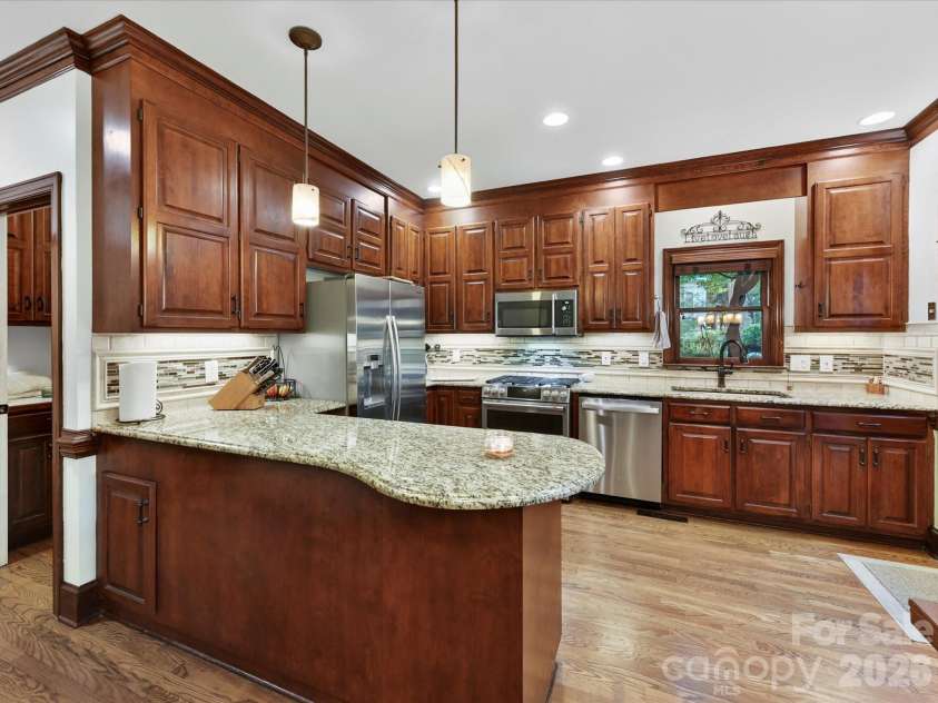 8715 Cahill Lane, Charlotte, NC 28277.  MLS# CAR4363060, YatesRealty ID 25854. 