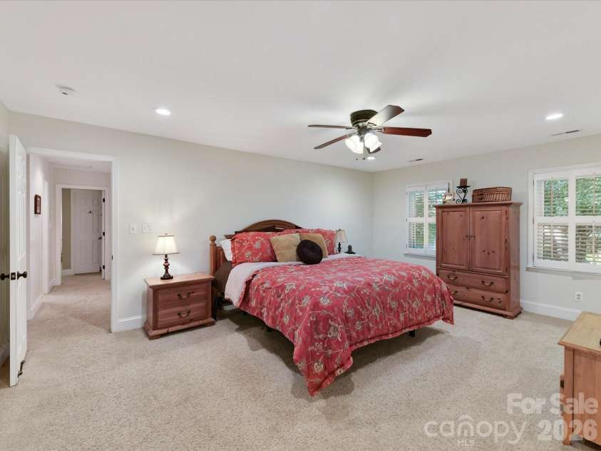 8715 Cahill Lane, Charlotte, NC 28277.  MLS# CAR4363060, YatesRealty ID 25854. 