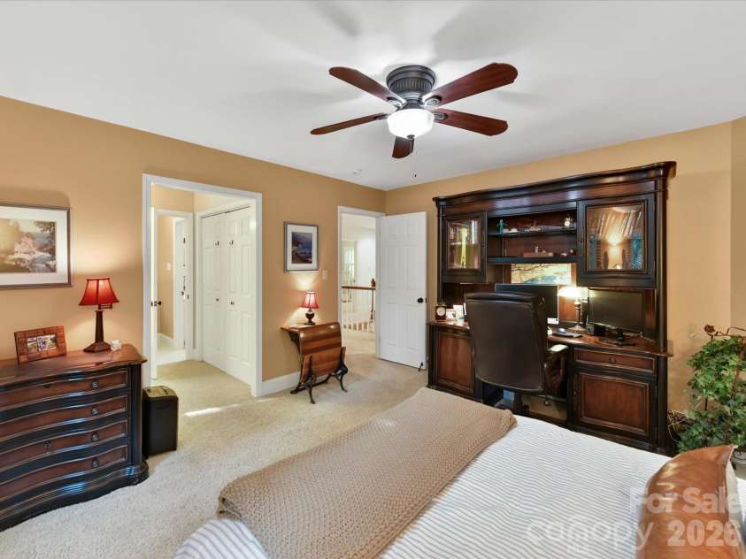 8715 Cahill Lane, Charlotte, NC 28277.  MLS# CAR4363060, YatesRealty ID 25854. 