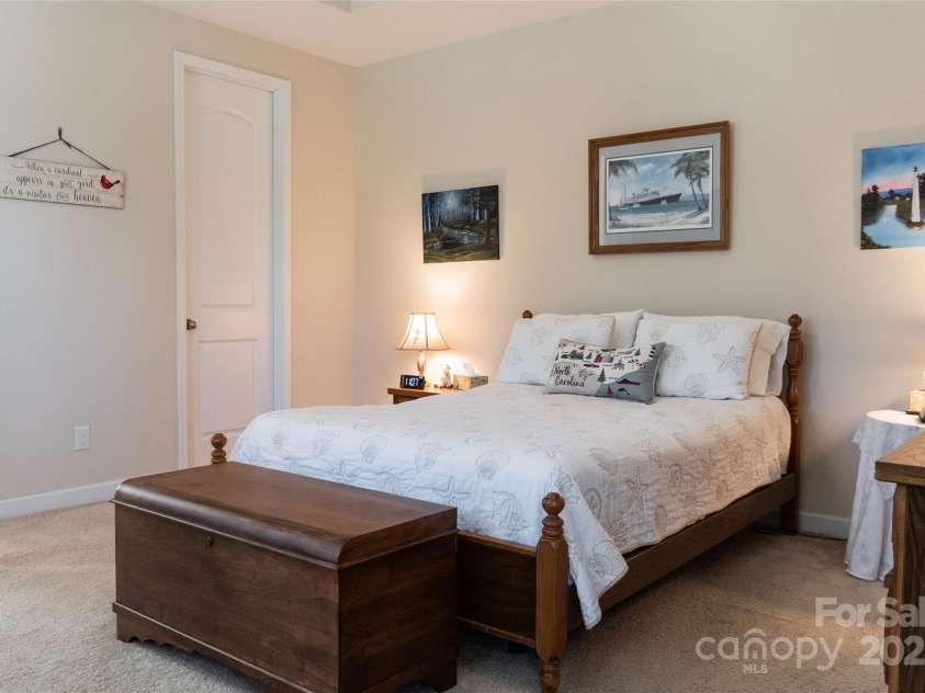 1156 Mckee Farm Lane, Belmont, NC 28012.  MLS# CAR4273540, YatesRealty ID 25855. 