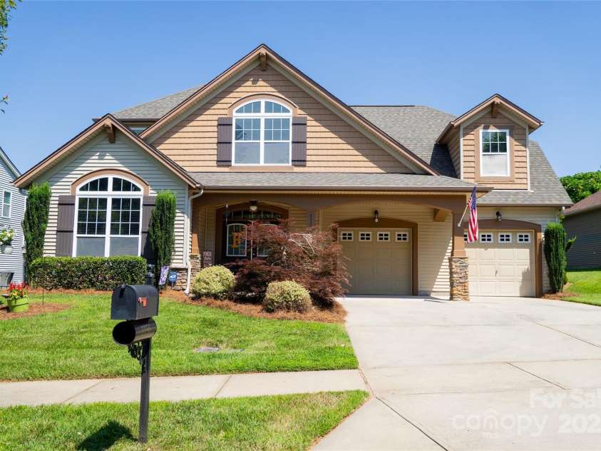 1156 Mckee Farm Lane, Belmont, NC 28012.  MLS# CAR4273540, YatesRealty ID 25855. 