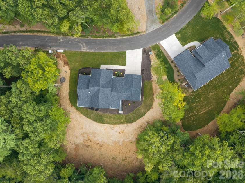 148 Reserve Way, Hendersonville, NC 28739.  MLS# CAR4384004, YatesRealty ID 25855. 