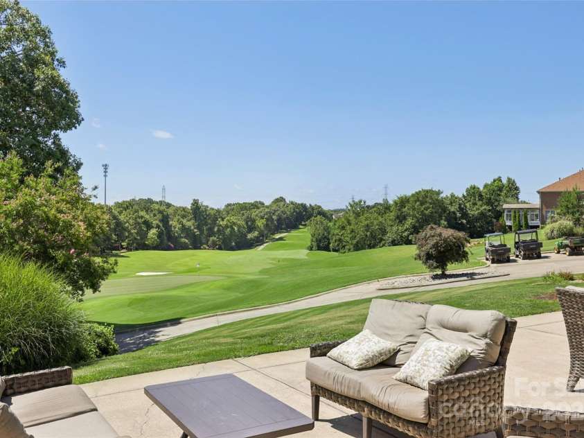 10121 Edgecliff Road, Huntersville, NC 28078.  MLS# CAR4271707, YatesRealty ID 25856. 