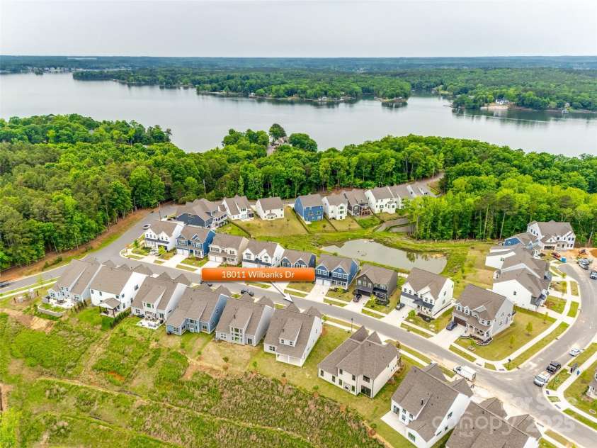18011 Wilbanks Drive, Charlotte, NC 28278.  MLS# CAR4256574, YatesRealty ID 25857. Lake access nearby and tucked into a serene community setting.