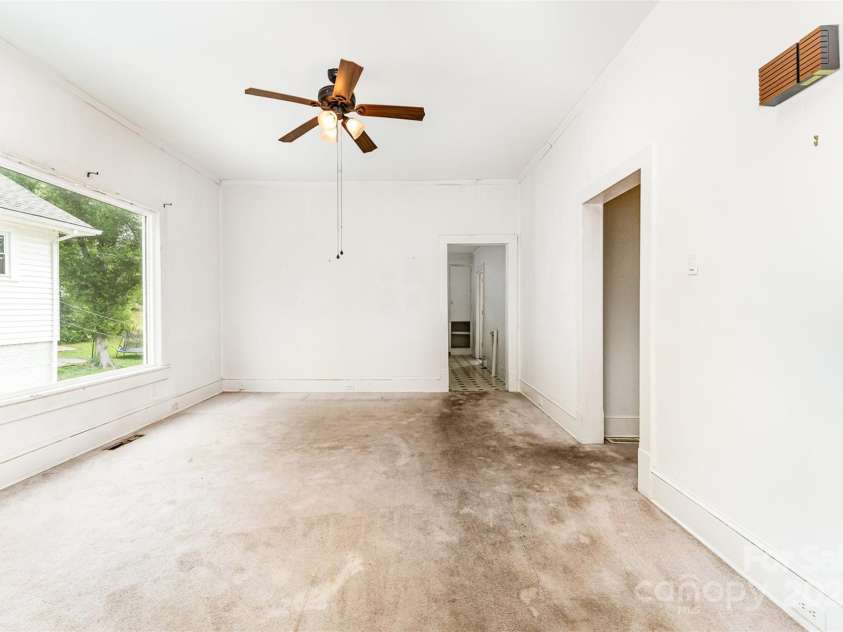 135 Corban Avenue, Concord, NC 28025.  MLS# CAR4277765, YatesRealty ID 25859. 