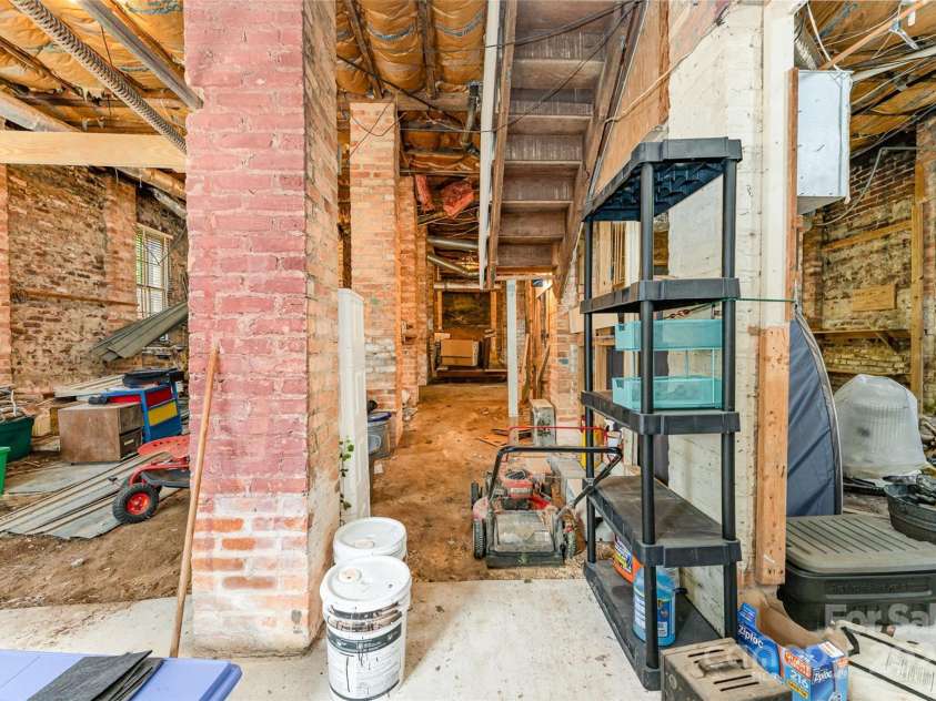 135 Corban Avenue, Concord, NC 28025.  MLS# CAR4277765, YatesRealty ID 25859. 