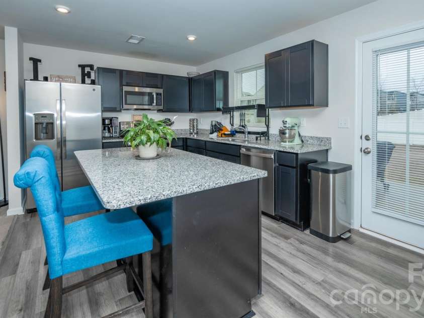 181 Crosstie Lane, Troutman, NC 28166.  MLS# CAR4327120, YatesRealty ID 25859. 