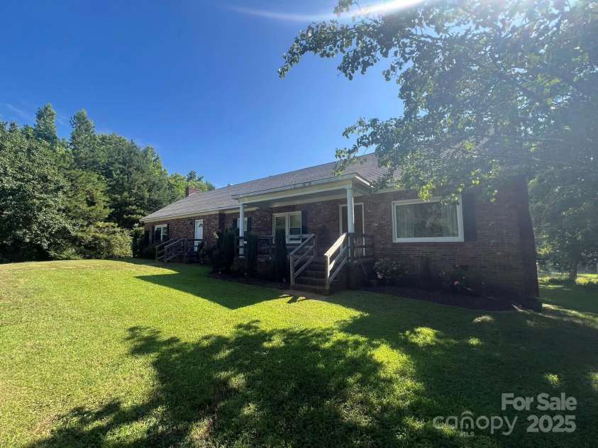 2437 Knox Station Road, Chester, SC 29706.  MLS# CAR4307491, YatesRealty ID 25860. 