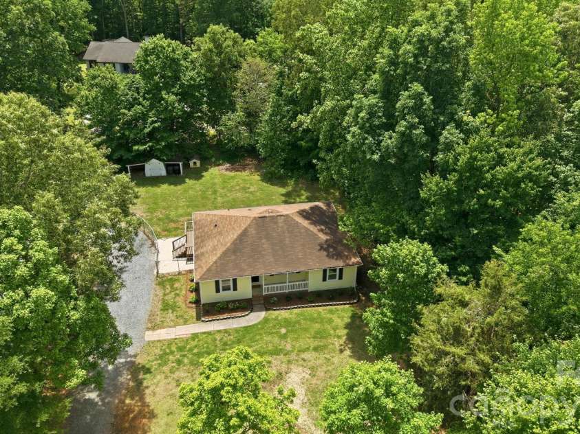 2313 Raccoon Run, Monroe, NC 28110.  MLS# CAR4376893, YatesRealty ID 25861. 