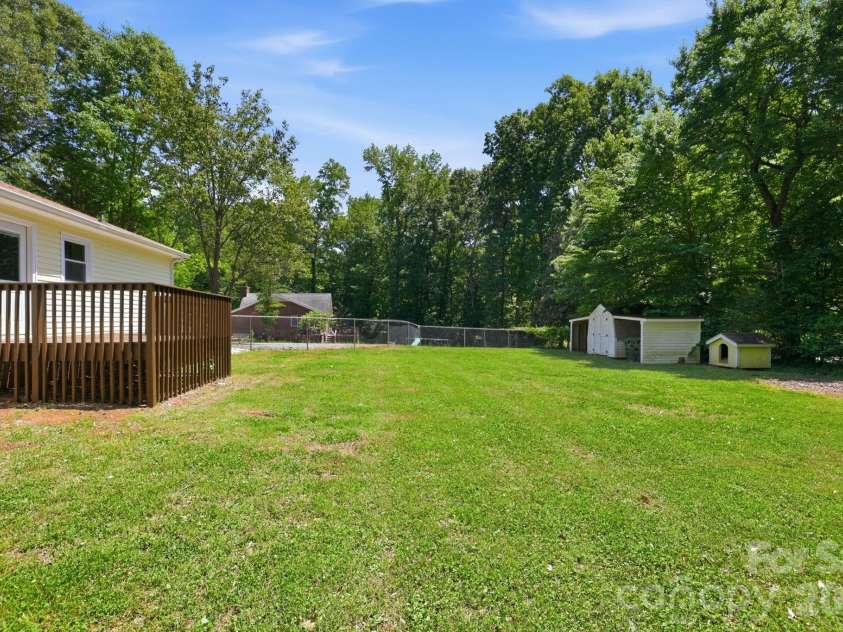 2313 Raccoon Run, Monroe, NC 28110.  MLS# CAR4376893, YatesRealty ID 25861. 