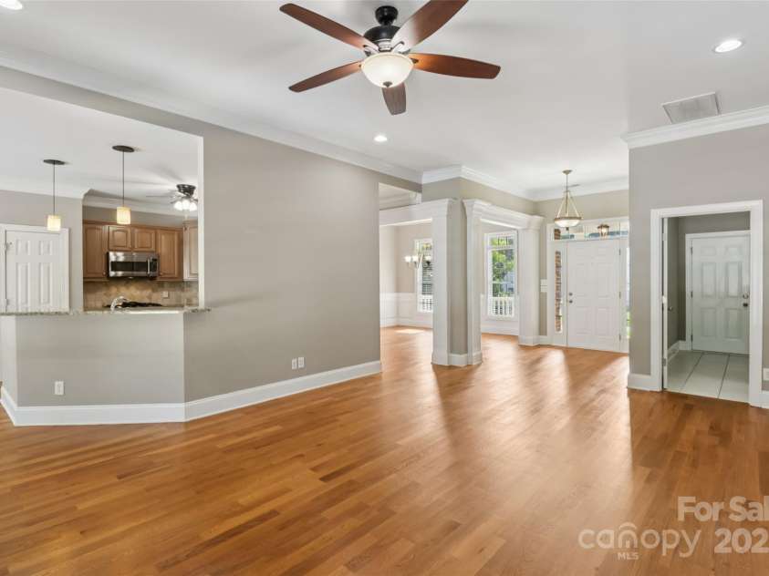 2411 Stoney Run Drive, Oakboro, NC 28129.  MLS# CAR4275000, YatesRealty ID 25863. 