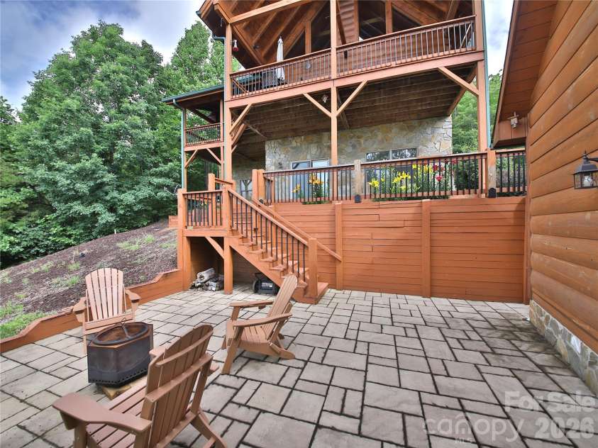 53 Osprey Lane, Nebo, NC 28761.  MLS# CAR4377357, YatesRealty ID 25865. 