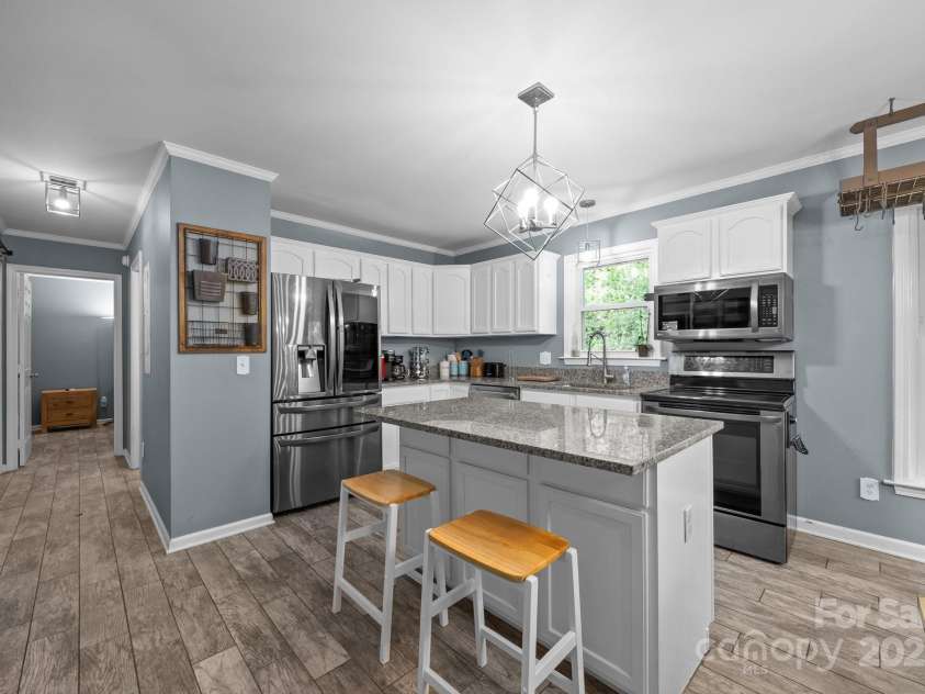 215 Calm Creek Road, Fletcher, NC 28732.  MLS# CAR4252789, YatesRealty ID 25867. 