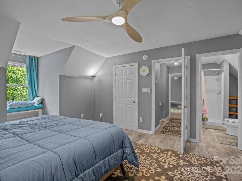 215 Calm Creek Road, Fletcher, NC 28732.  MLS# CAR4252789, YatesRealty ID 25867. 