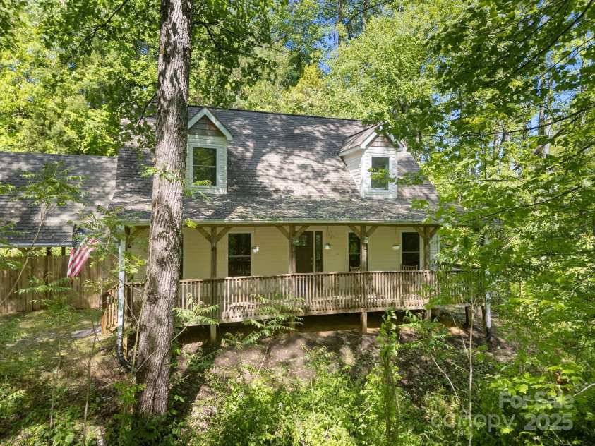 215 Calm Creek Road, Fletcher, NC 28732.  MLS# CAR4252789, YatesRealty ID 25867. 