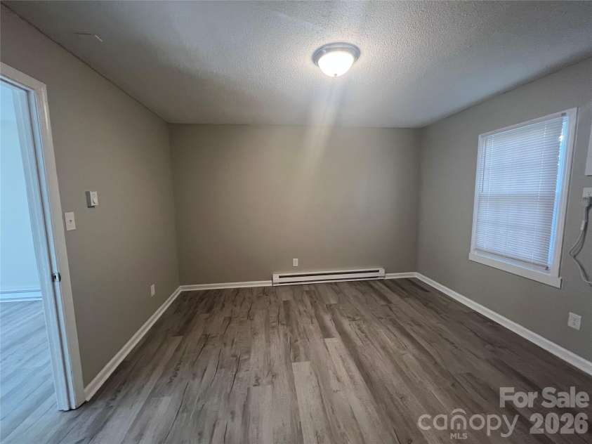 1955 1967 Lakeview Road, Asheboro, NC 27203.  MLS# CAR4387146, YatesRealty ID 25868. 