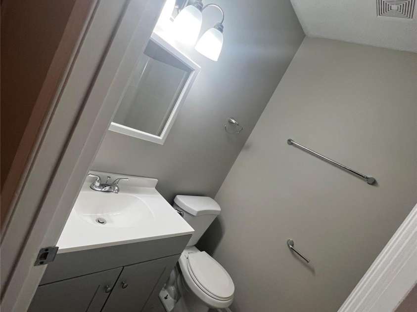 1955 1967 Lakeview Road, Asheboro, NC 27203.  MLS# CAR4387146, YatesRealty ID 25868. 
