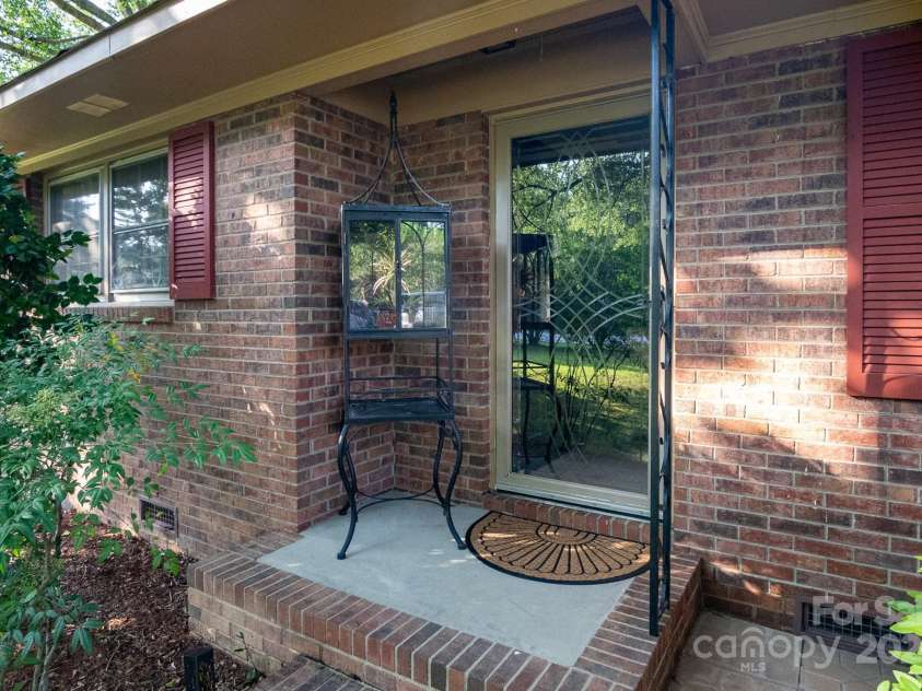 5329 Highway 27 Highway, Iron Station, NC 28080.  MLS# CAR4274188, YatesRealty ID 25869. 