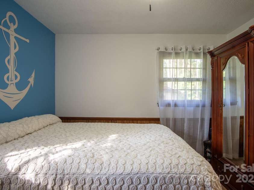 5329 Highway 27 Highway, Iron Station, NC 28080.  MLS# CAR4274188, YatesRealty ID 25869. 