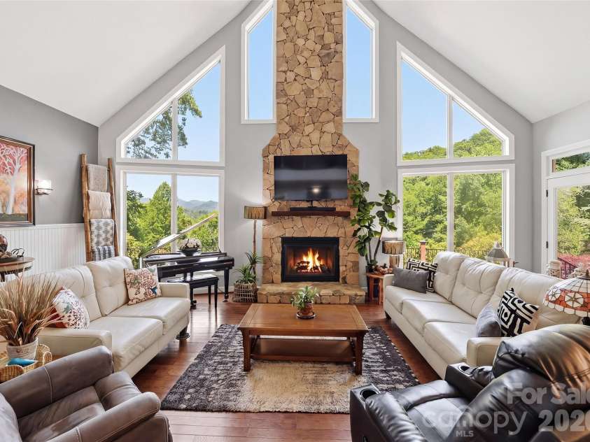 737 Traditions Way, Mars Hill, NC 28754.  MLS# CAR4382962, YatesRealty ID 25869. 
