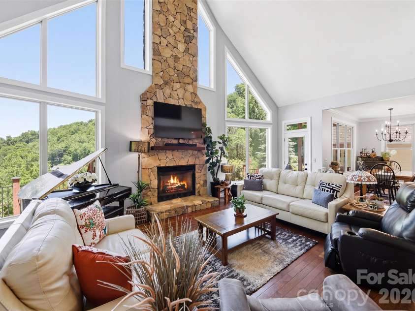 737 Traditions Way, Mars Hill, NC 28754.  MLS# CAR4382962, YatesRealty ID 25869. 