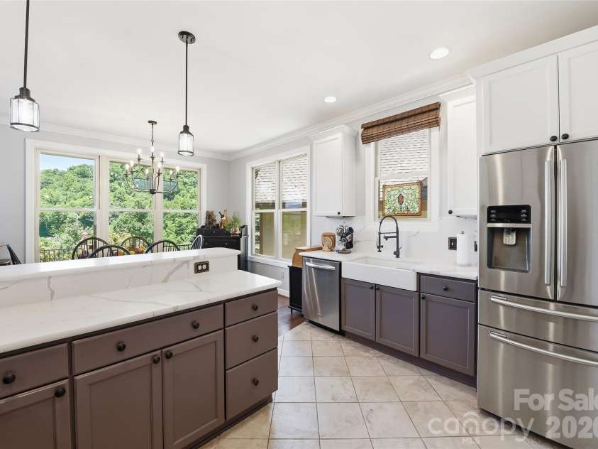 737 Traditions Way, Mars Hill, NC 28754.  MLS# CAR4382962, YatesRealty ID 25869. 