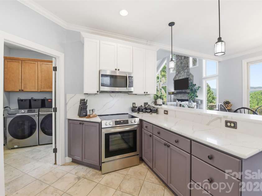 737 Traditions Way, Mars Hill, NC 28754.  MLS# CAR4382962, YatesRealty ID 25869. 