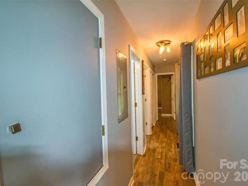 110 West Lane, Brevard, NC 28712.  MLS# CAR4336344, YatesRealty ID 2587. 