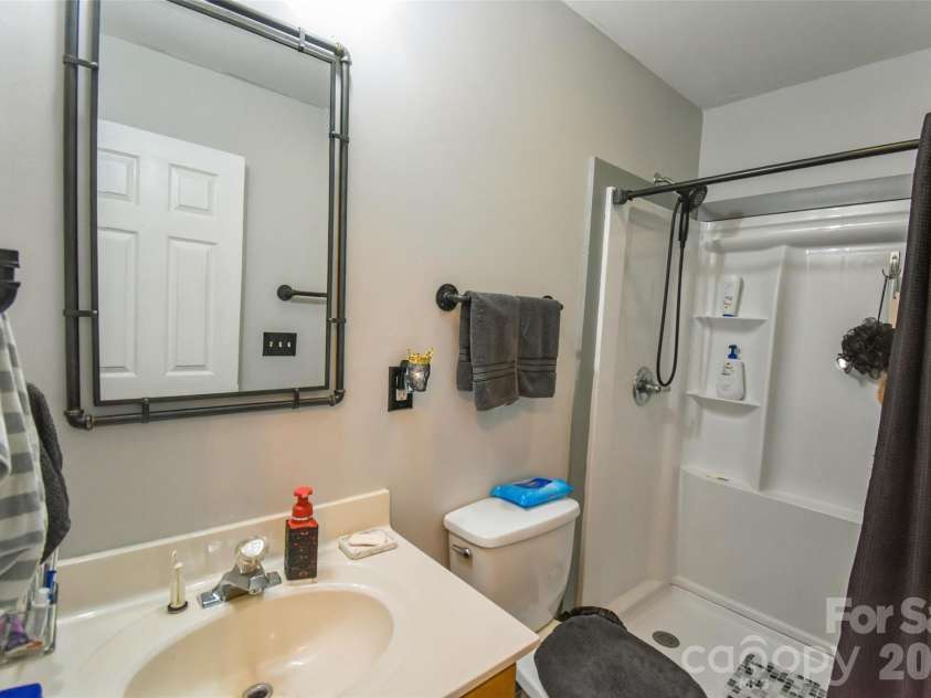 110 West Lane, Brevard, NC 28712.  MLS# CAR4336344, YatesRealty ID 2587. 