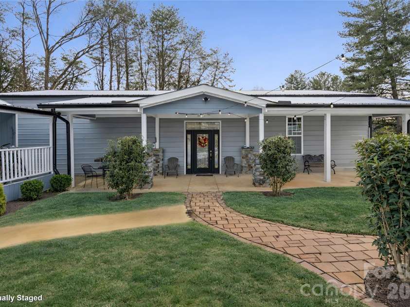 206 Cedar Drive, Salisbury, NC 28147.  MLS# CAR4342047, YatesRealty ID 2587. 
