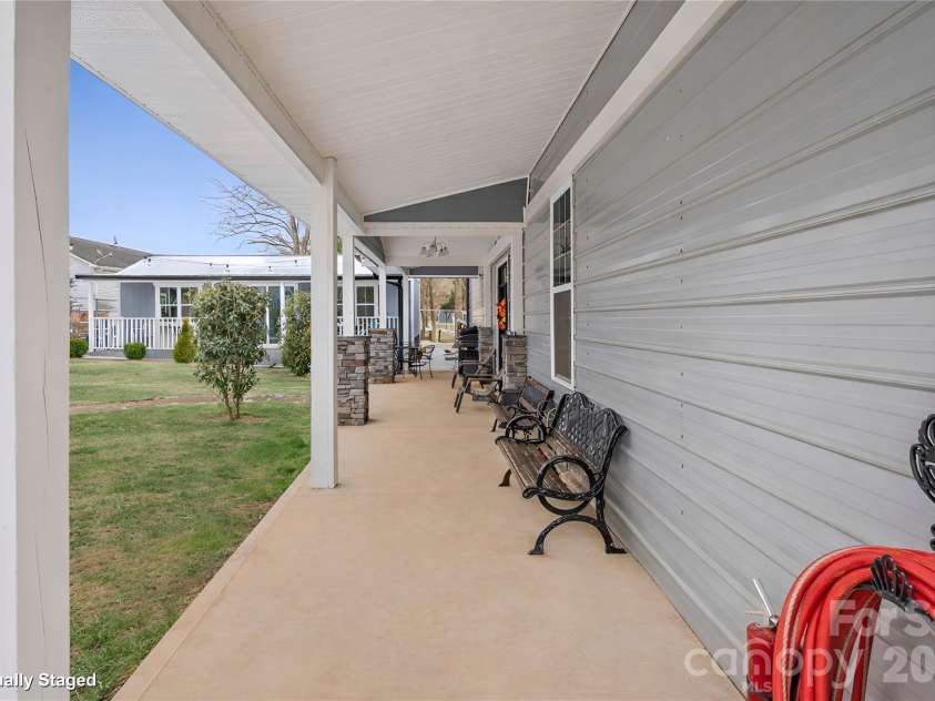 206 Cedar Drive, Salisbury, NC 28147.  MLS# CAR4342047, YatesRealty ID 2587. 