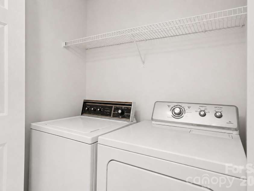 1010 Ridgefield Circle, Indian Trail, NC 28079.  MLS# CAR4385129, YatesRealty ID 25870. 