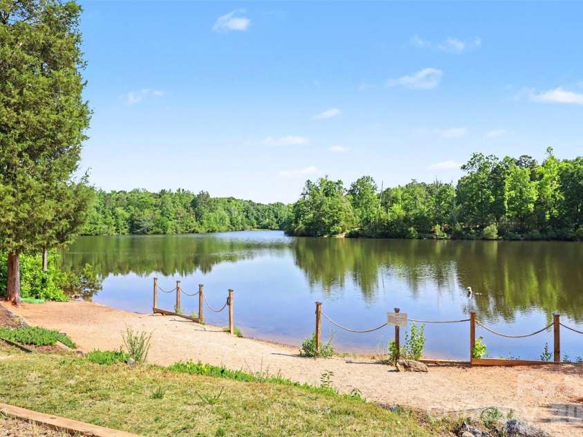 1010 Ridgefield Circle, Indian Trail, NC 28079.  MLS# CAR4385129, YatesRealty ID 25870. 