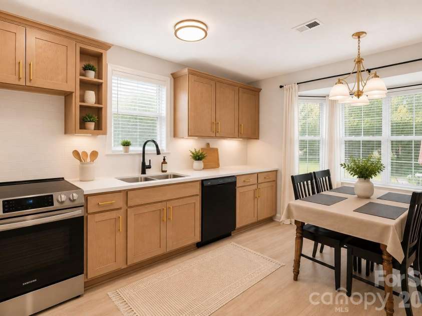 1010 Ridgefield Circle, Indian Trail, NC 28079.  MLS# CAR4385129, YatesRealty ID 25870. Kitchen virtually staged