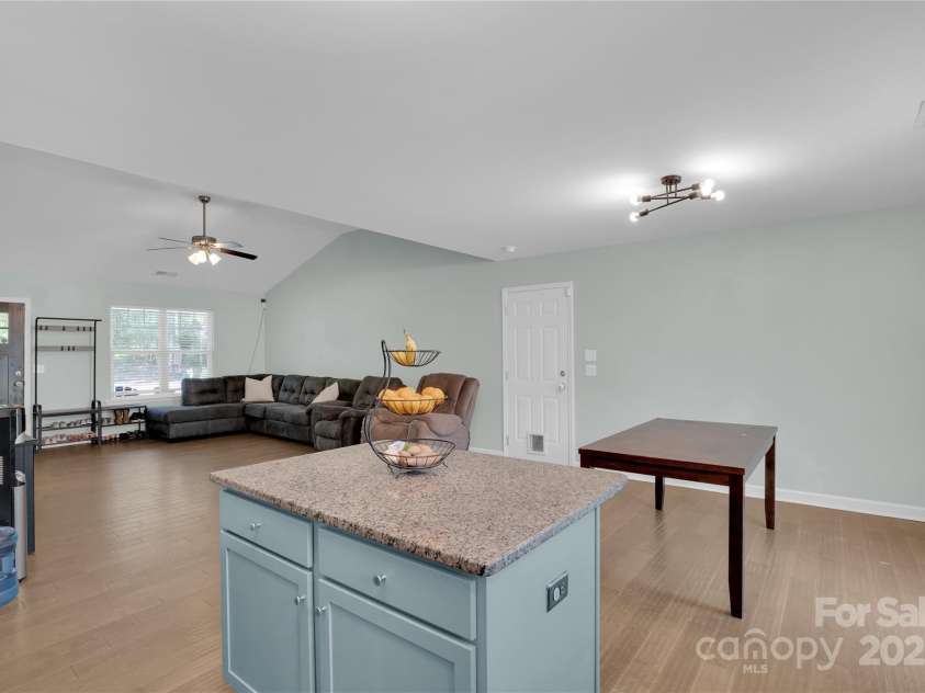 1284 Sand Oak Drive, Lugoff, SC 29078.  MLS# CAR4275028, YatesRealty ID 25870. 