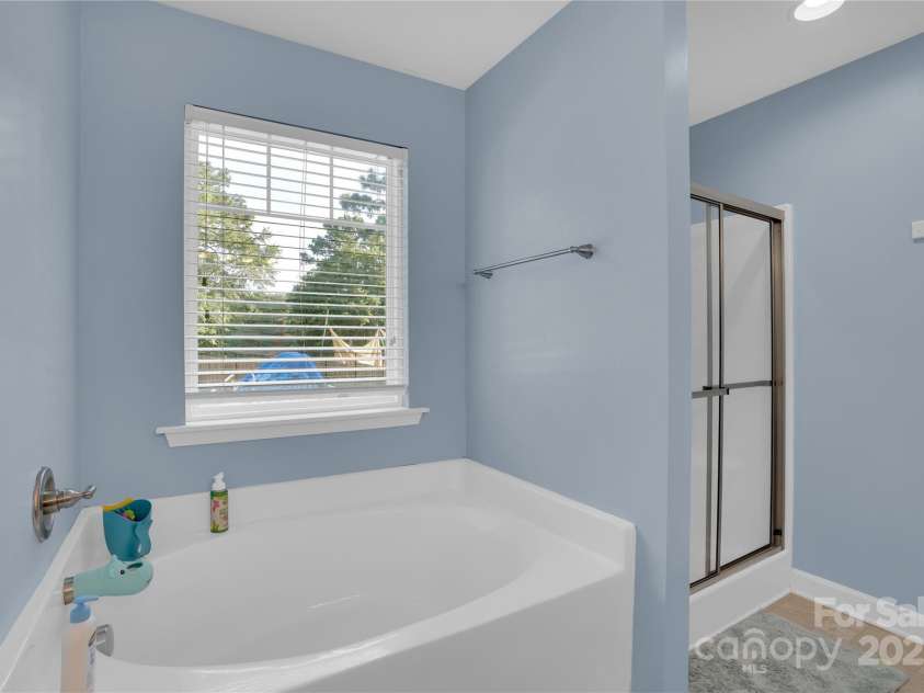 1284 Sand Oak Drive, Lugoff, SC 29078.  MLS# CAR4275028, YatesRealty ID 25870. 