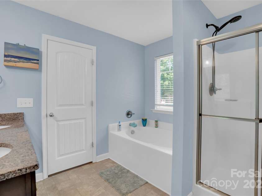 1284 Sand Oak Drive, Lugoff, SC 29078.  MLS# CAR4275028, YatesRealty ID 25870. 