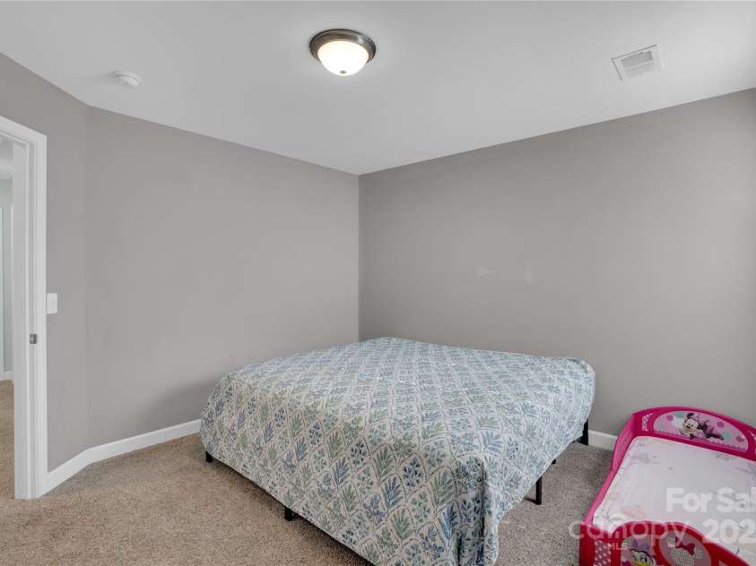 1284 Sand Oak Drive, Lugoff, SC 29078.  MLS# CAR4275028, YatesRealty ID 25870. 