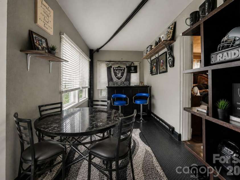 1302 Wilson W Lee Boulevard, Statesville, NC 28677.  MLS# CAR4387292, YatesRealty ID 25871. 