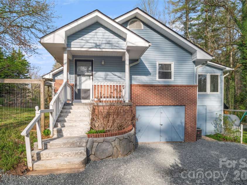 3002 Kanuga Road, Hendersonville, NC 28739.  MLS# CAR4364406, YatesRealty ID 25872. 