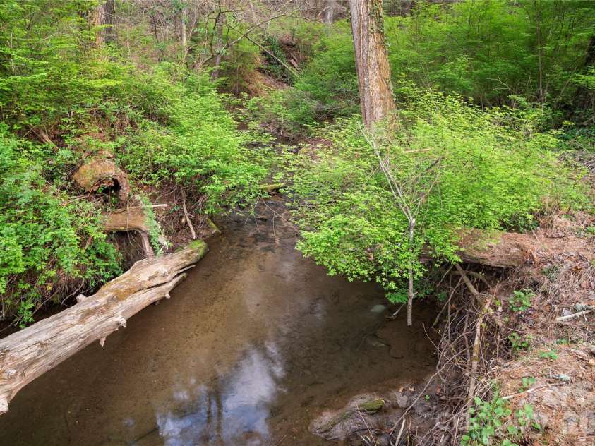 3002 Kanuga Road, Hendersonville, NC 28739.  MLS# CAR4364406, YatesRealty ID 25872. 