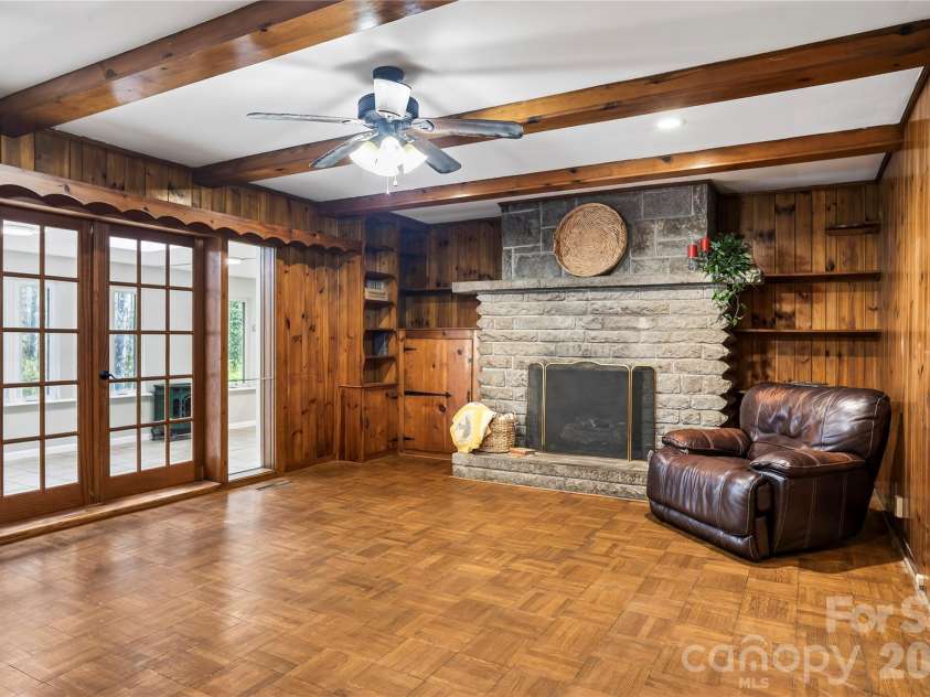 3002 Kanuga Road, Hendersonville, NC 28739.  MLS# CAR4364406, YatesRealty ID 25872. 